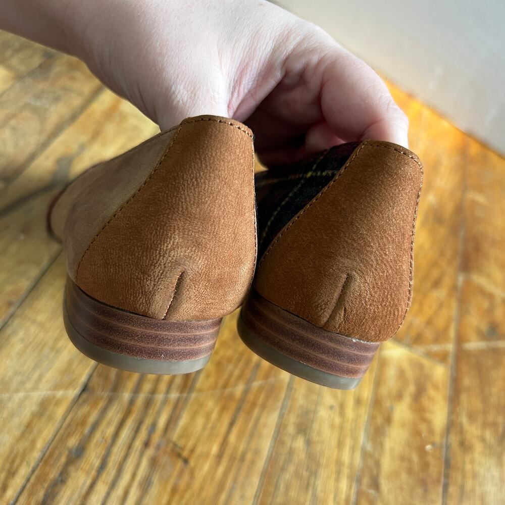Crown vintage Camel Plaid Flats - Picture 6 of 11